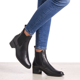 ANKLE BOOTS ANKLE BOOTS