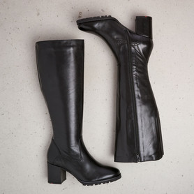 BOOTS BOOTS