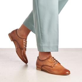 HALF SHOES HALF SHOES