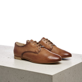 HALF SHOES HALF SHOES