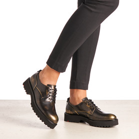 HALF SHOES HALF SHOES