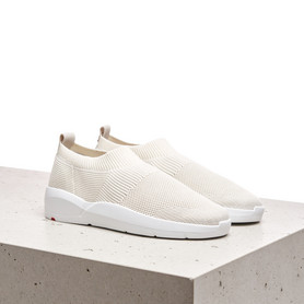 SNEAKER SNEAKER