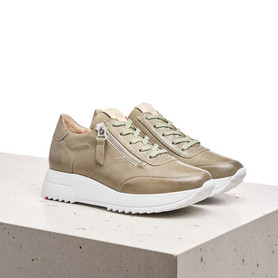 SNEAKER SNEAKER