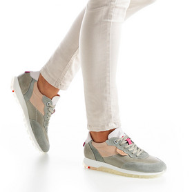 SNEAKER SNEAKER