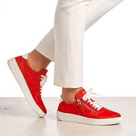 SNEAKER SNEAKER