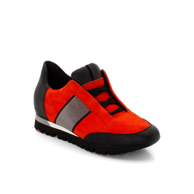 SNEAKER SNEAKER