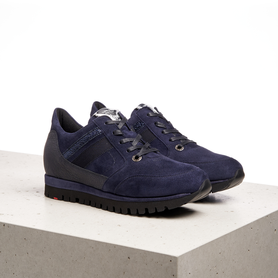 SNEAKER SNEAKER