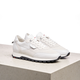 SNEAKER SNEAKER