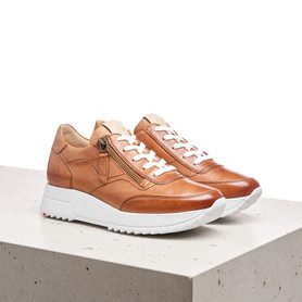 SNEAKERS SNEAKERS