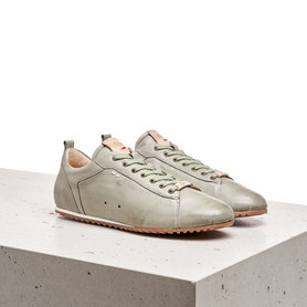 SNEAKERS SNEAKERS