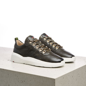 SNEAKERS SNEAKERS