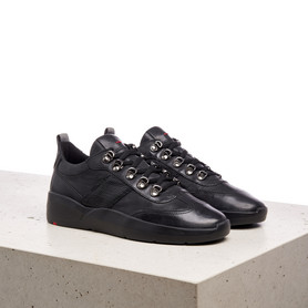 SNEAKERS SNEAKERS