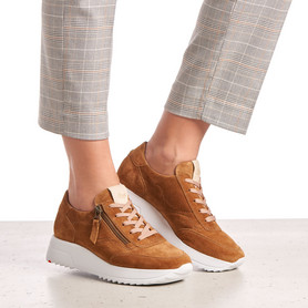 SNEAKERS SNEAKERS