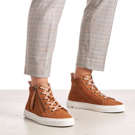 SNEAKERS SNEAKERS
