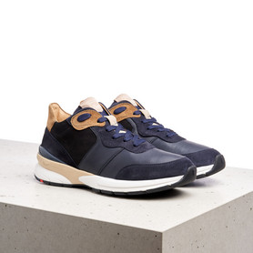 SNEAKERS SNEAKERS