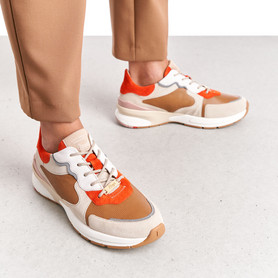 SNEAKERS SNEAKERS