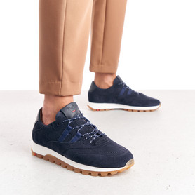 SNEAKERS SNEAKERS