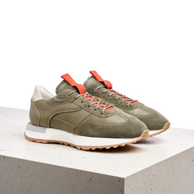 SNEAKERS SNEAKERS
