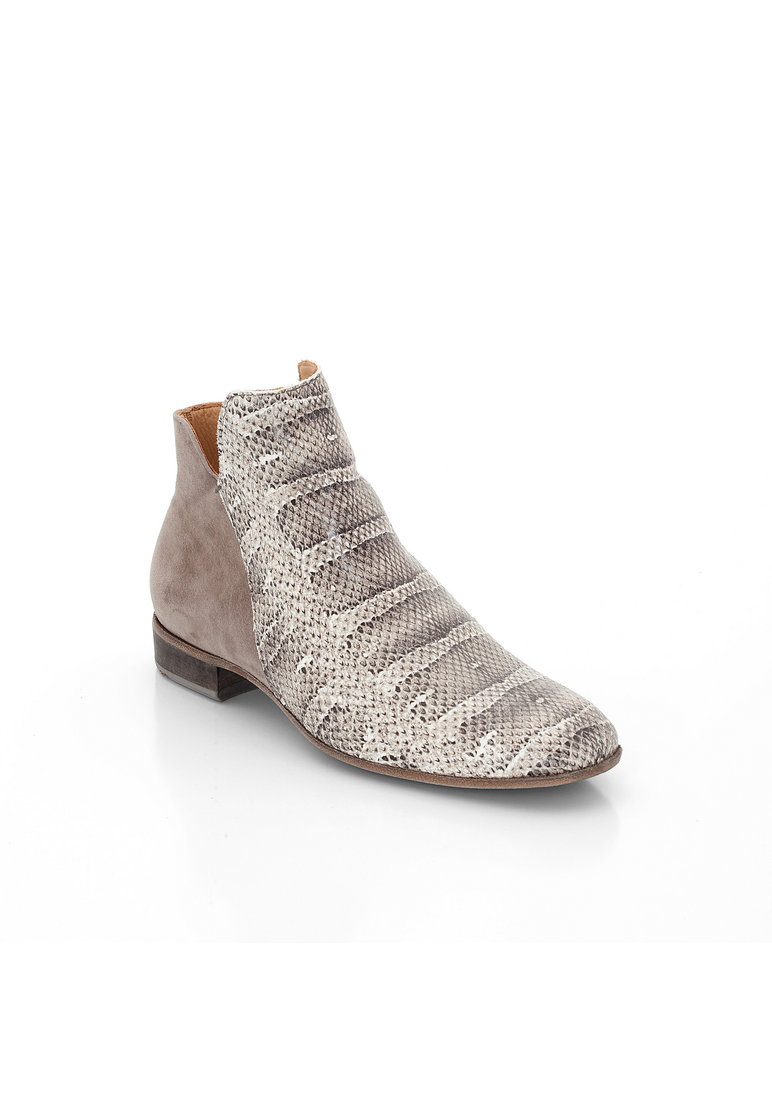 STIEFELETTE STIEFELETTE