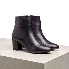 STIEFELETTE STIEFELETTE