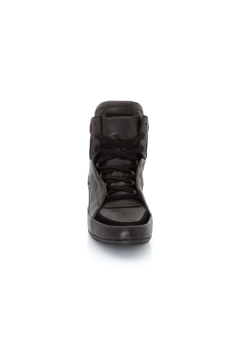 SNEAKER SNEAKER