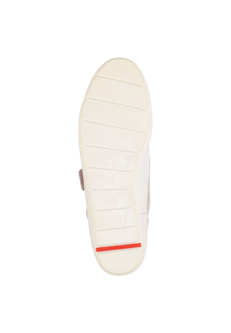 SNEAKER SNEAKER