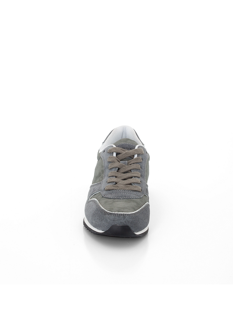 SNEAKER SNEAKER