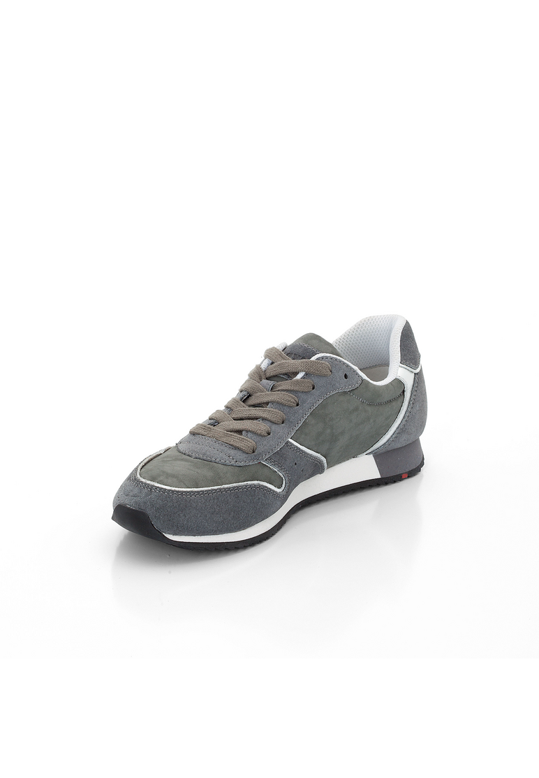 SNEAKER SNEAKER