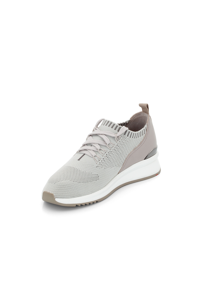 SNEAKER SNEAKER
