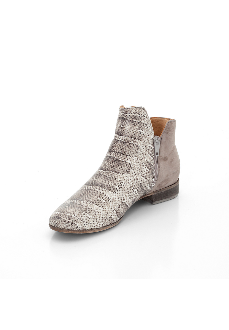 STIEFELETTE STIEFELETTE