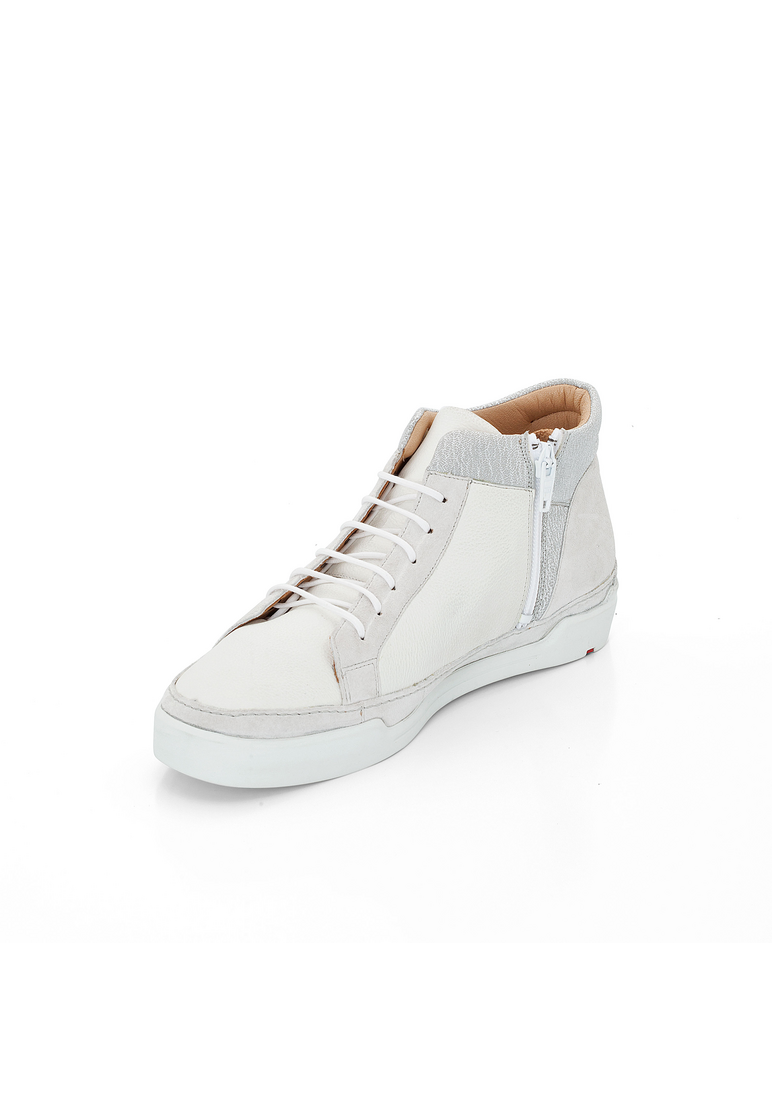 SNEAKER SNEAKER