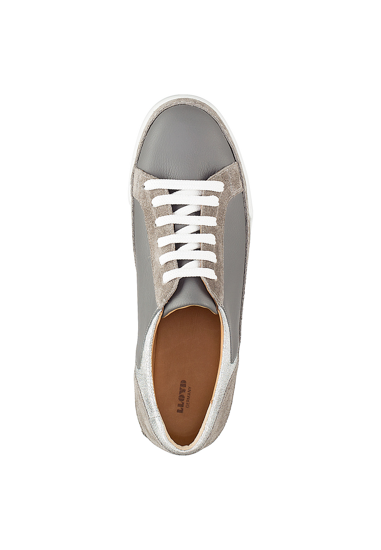SNEAKER SNEAKER