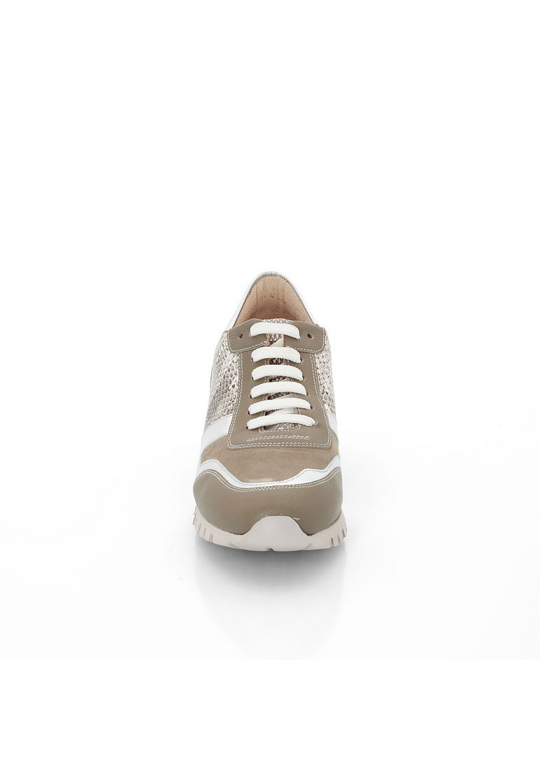 SNEAKER SNEAKER