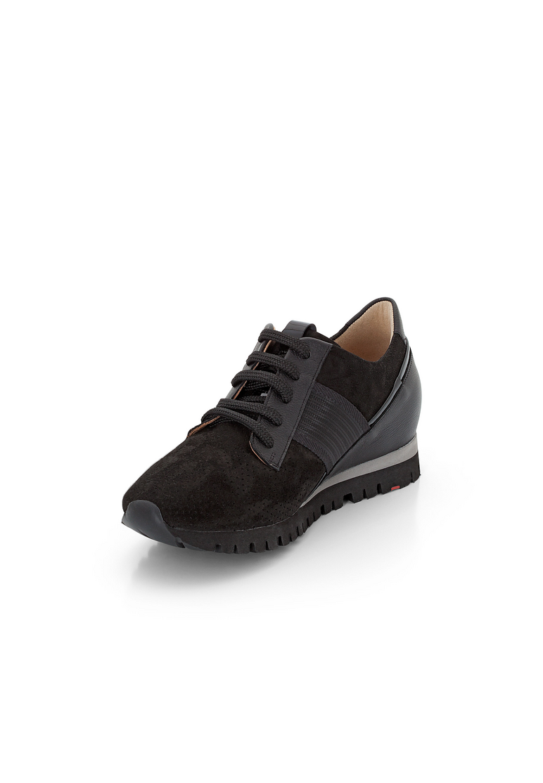 SNEAKER SNEAKER