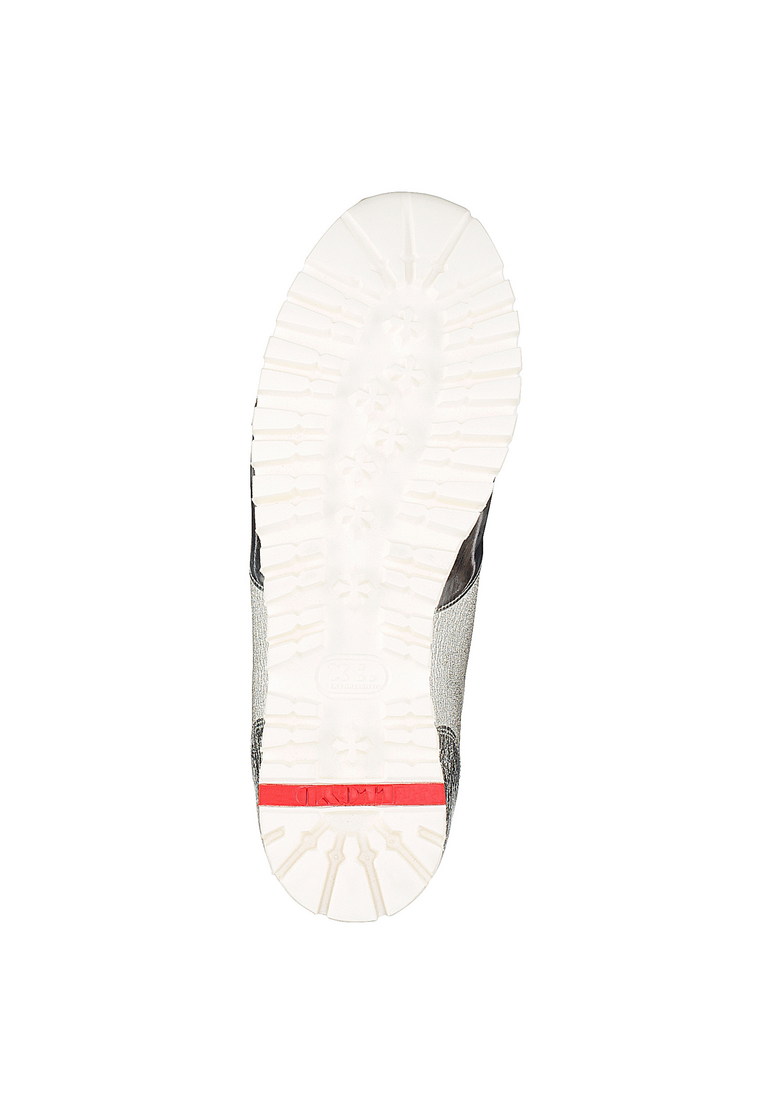 SNEAKER SNEAKER