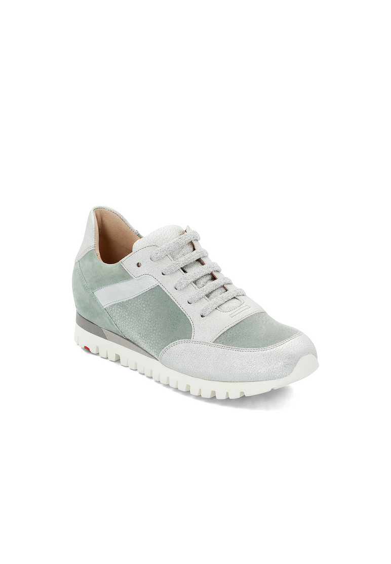 SNEAKER SNEAKER