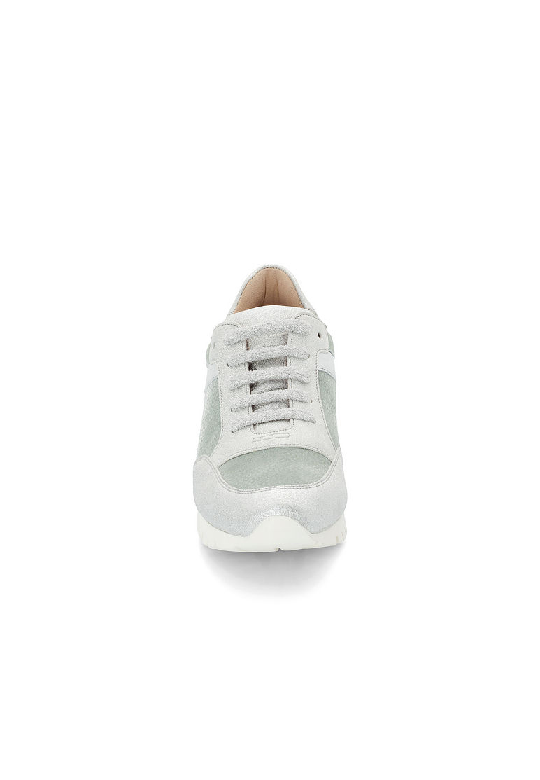 SNEAKER SNEAKER