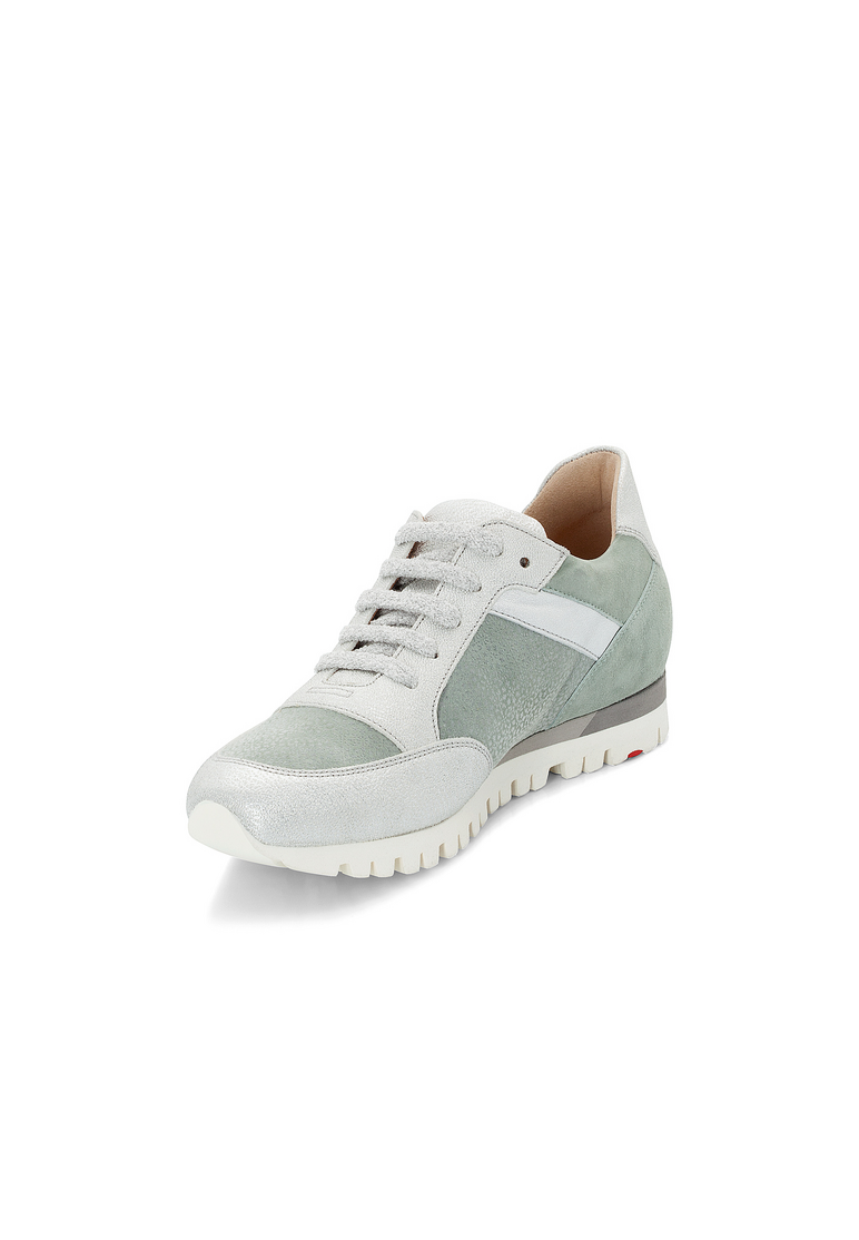 SNEAKER SNEAKER