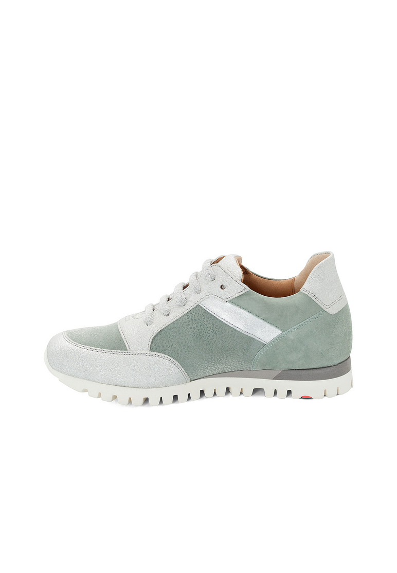 SNEAKER SNEAKER