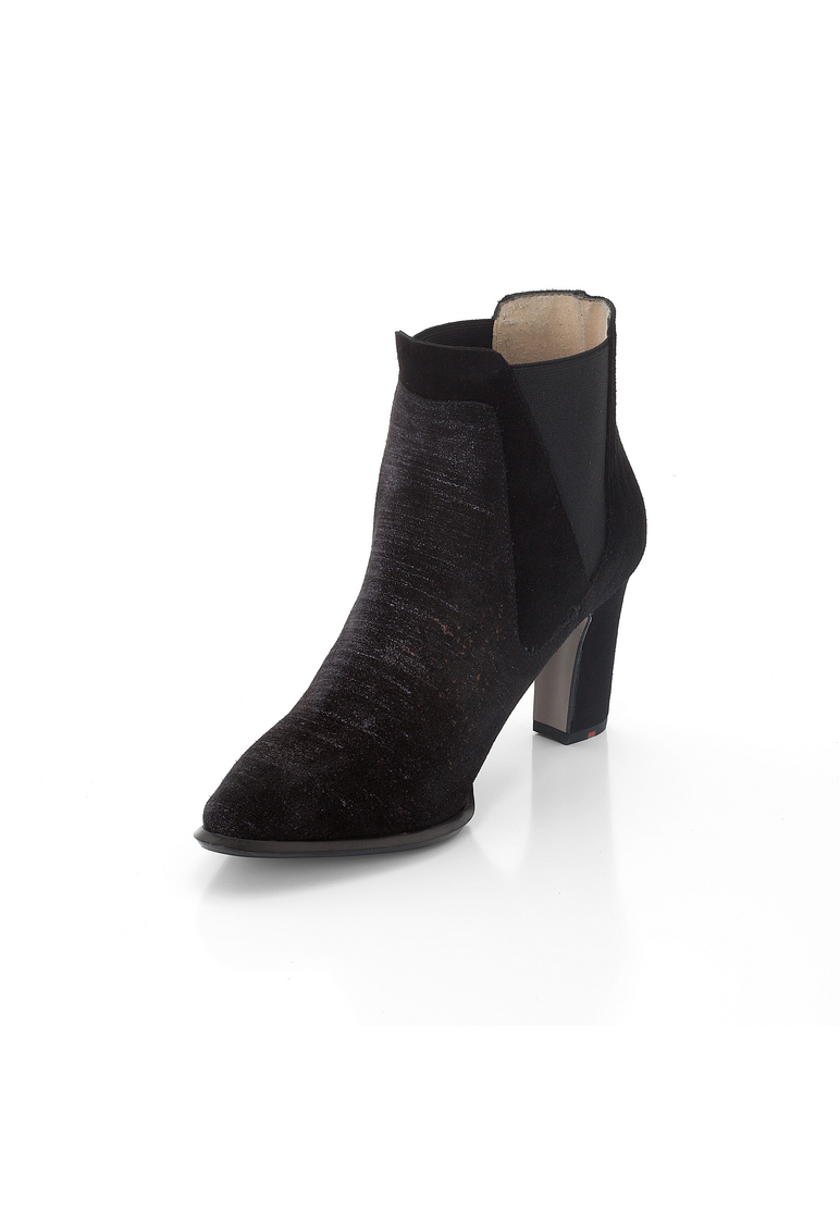 STIEFELETTEN STIEFELETTEN