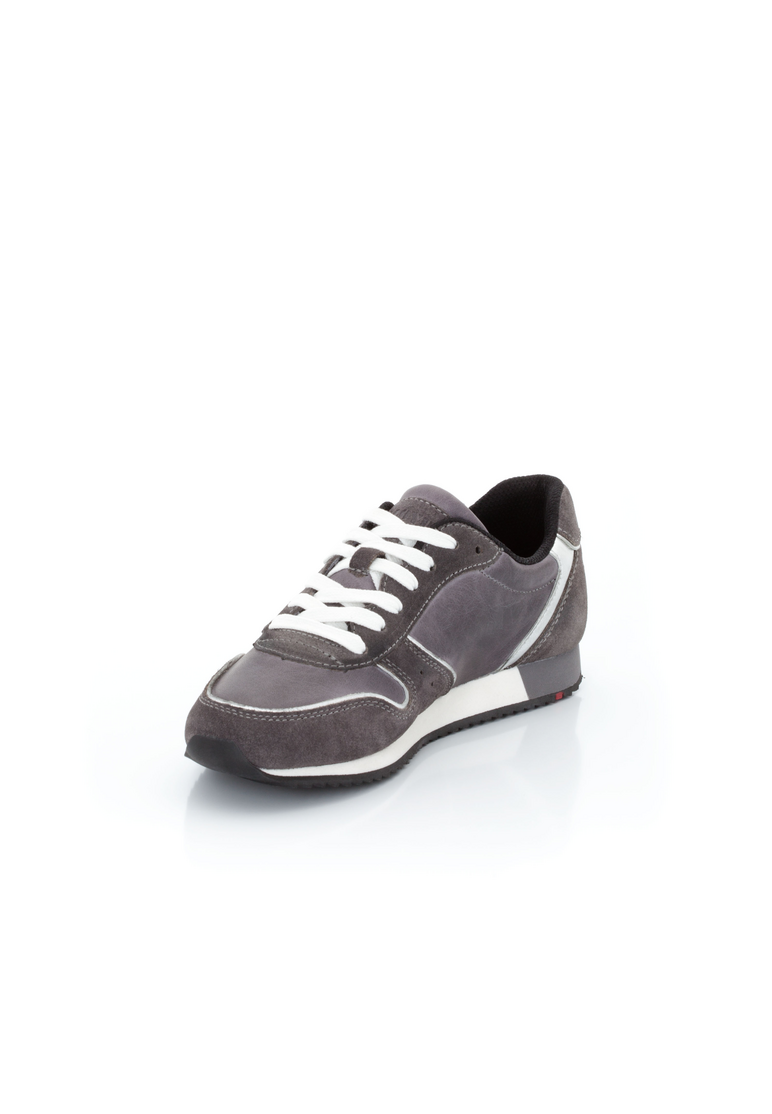 SNEAKER SNEAKER