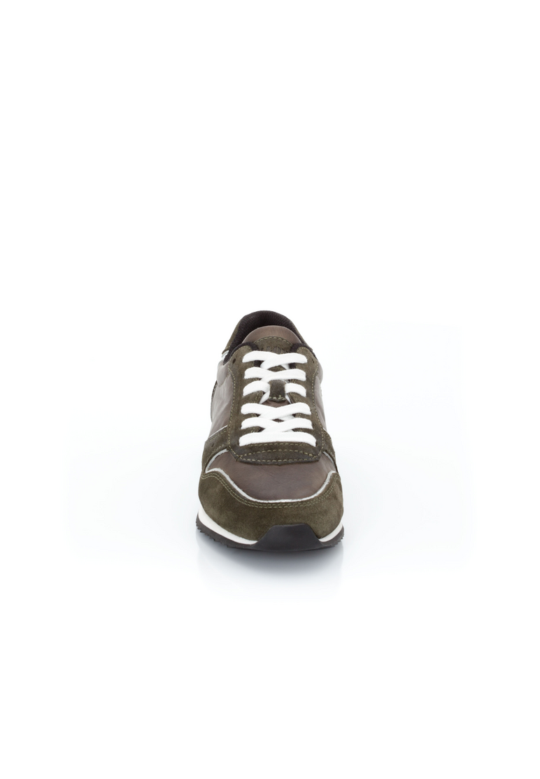 SNEAKER SNEAKER