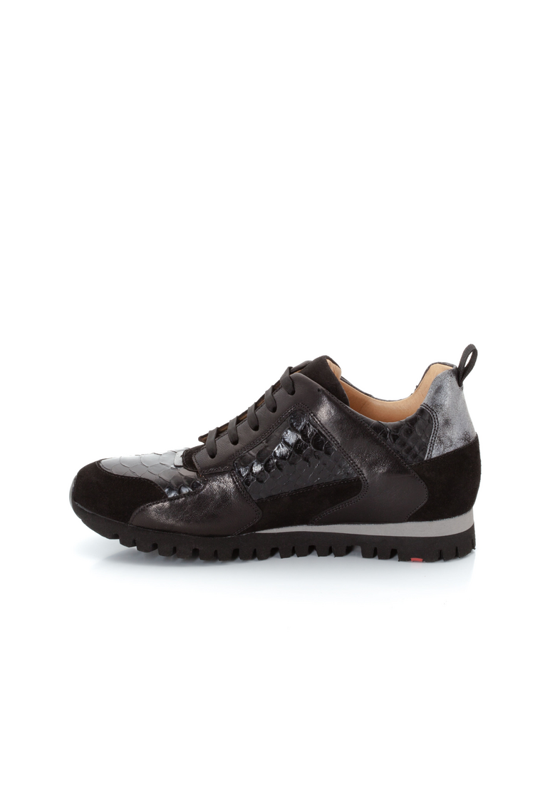 SNEAKER SNEAKER