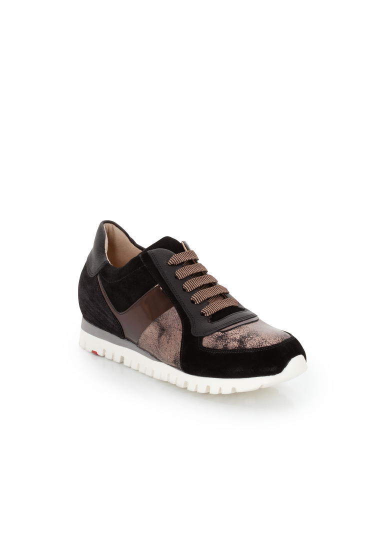 SNEAKER SNEAKER