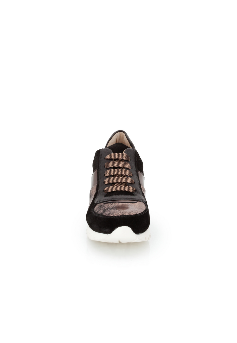 SNEAKER SNEAKER