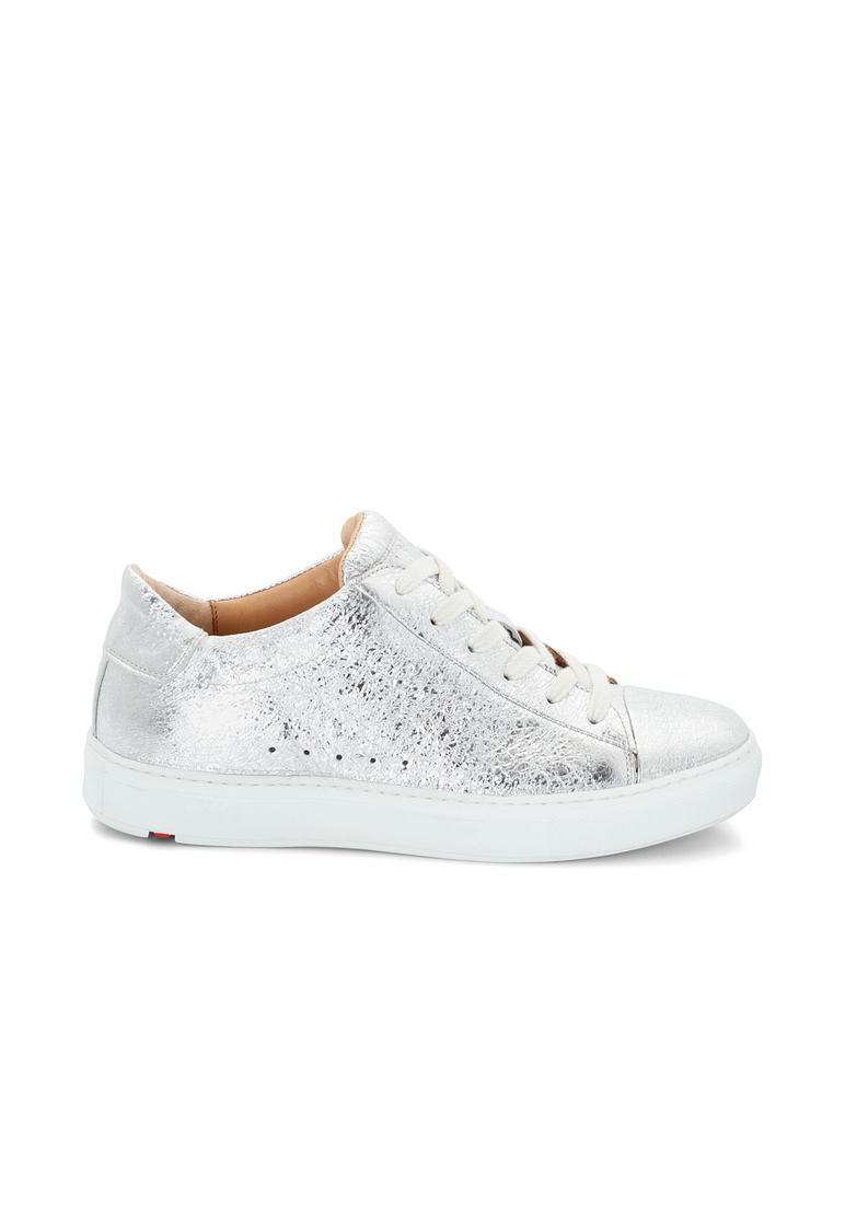 SNEAKER SNEAKER