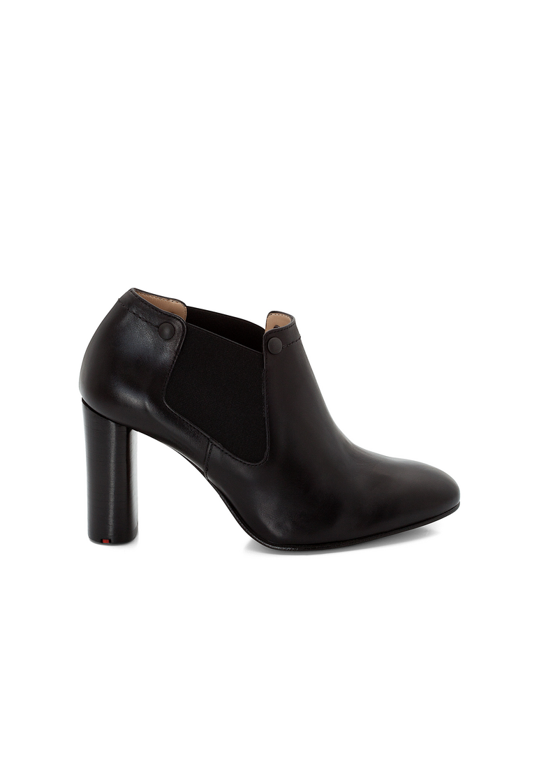 STIEFELETTEN STIEFELETTEN