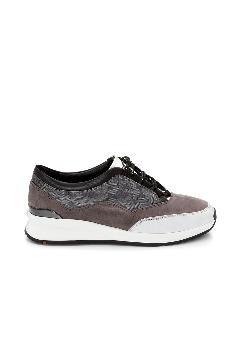 SNEAKER SNEAKER