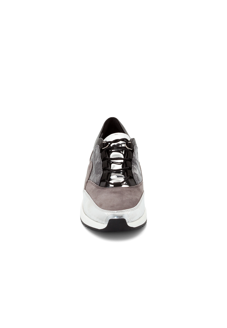 SNEAKER SNEAKER
