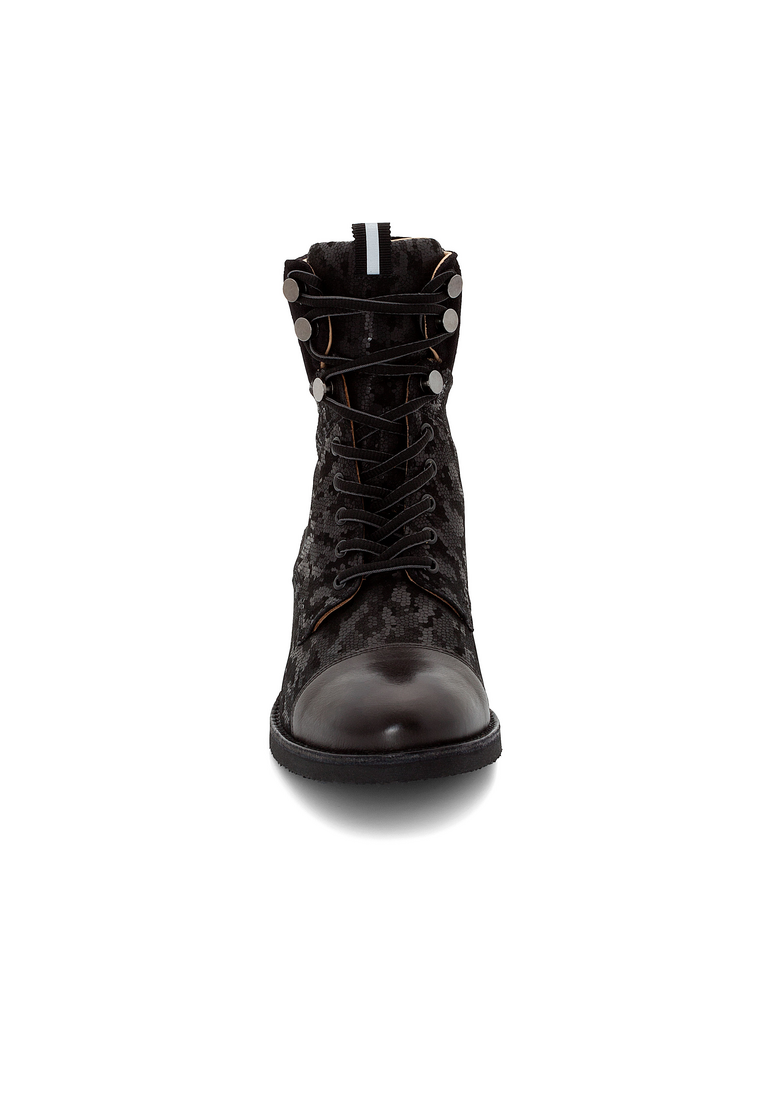 STIEFELETTEN STIEFELETTEN